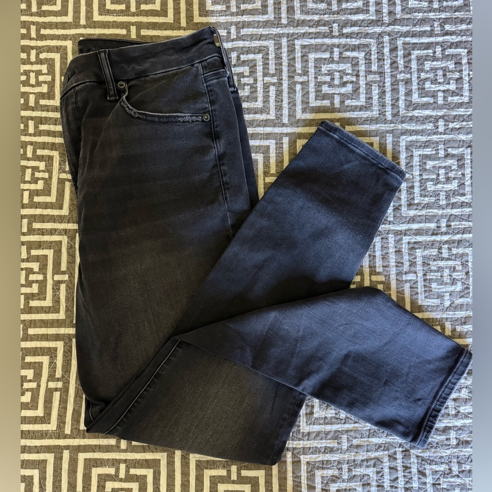NWOT American Eagle Outfitters Super High Rise Jegging